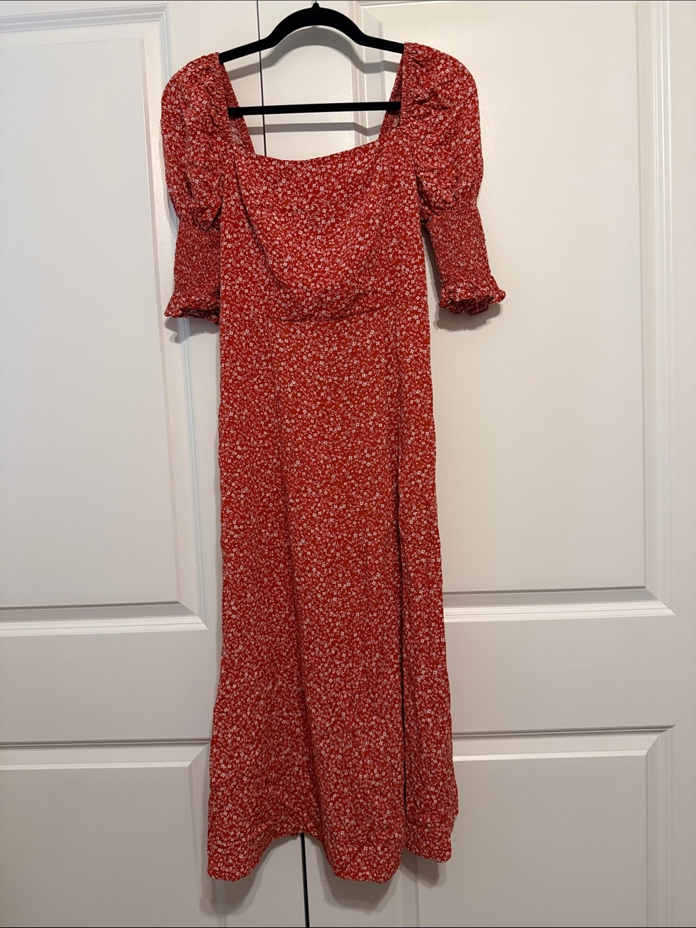 Women's Red Floral Square-Neck Midi Dress with Puff Sleeves